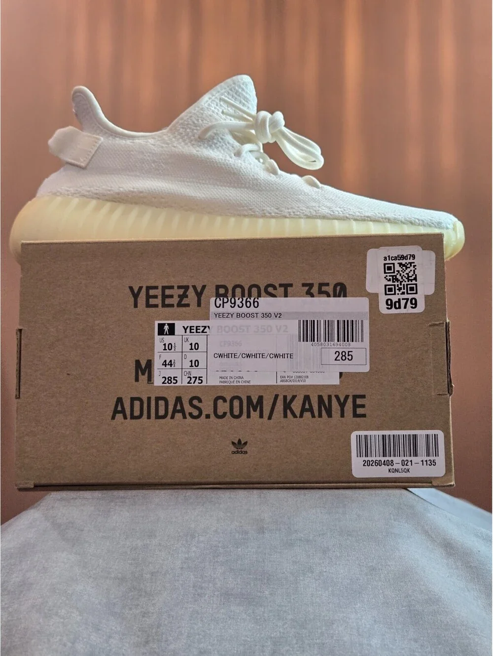 adidas Yeezy Boost 350 V2 - Cream White (CP9366) Men's 10.5 BRAND NEW IN BOX